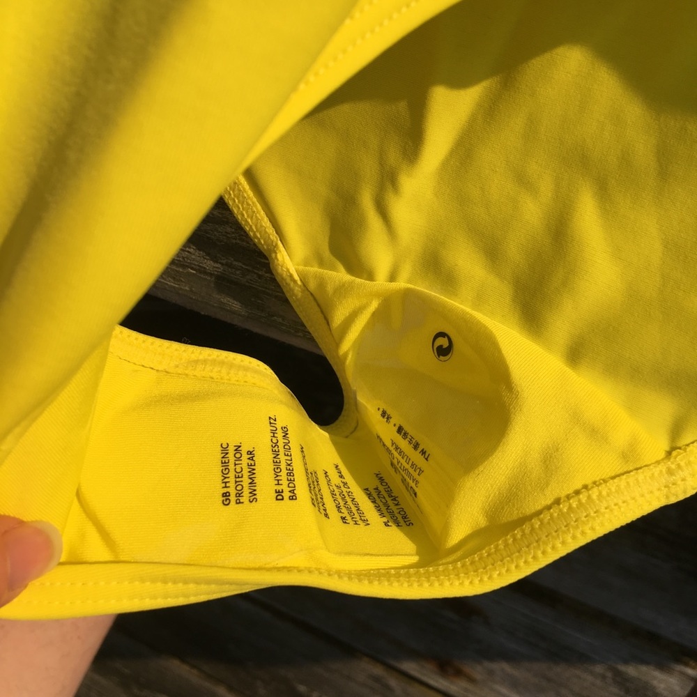 Asos Monki Ruffle Off shoulder yellow one piece swimsuit M medium - Picture 6 of 8
